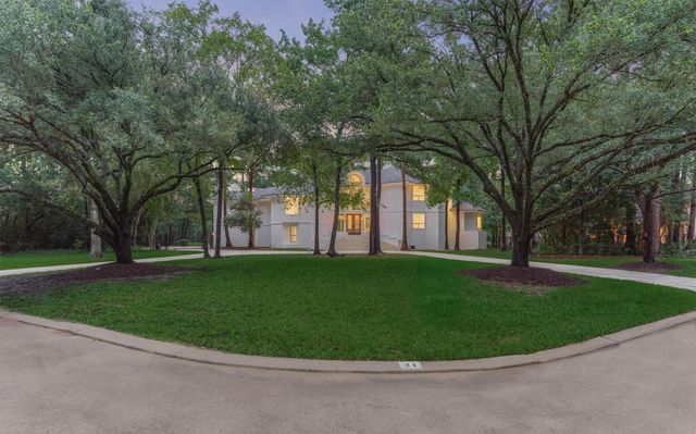 24 Autumn Crescent, The Woodlands, TX 77381