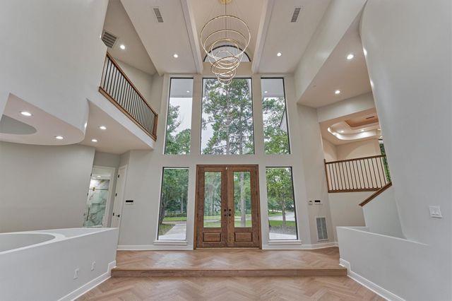24 Autumn Crescent, The Woodlands, TX 77381