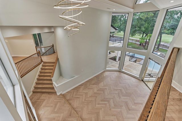 24 Autumn Crescent, The Woodlands, TX 77381