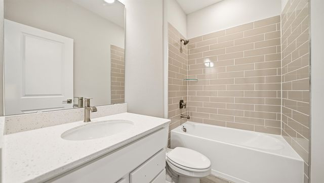 34 Seville Orange Path, Palm Coast, FL 32164