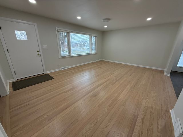 1S526 Nimitz Road, Oakbrook Terrace, IL 60181