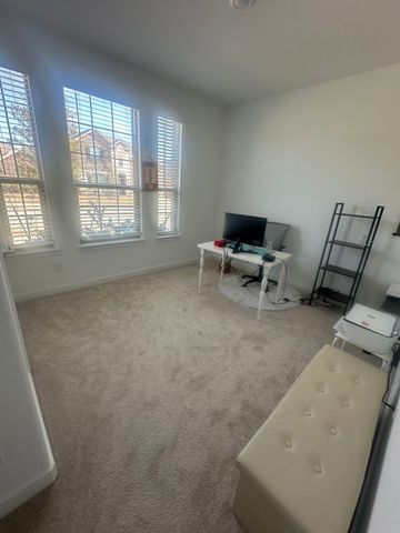 536 Breeds Hill Road, Little Elm, TX 75068