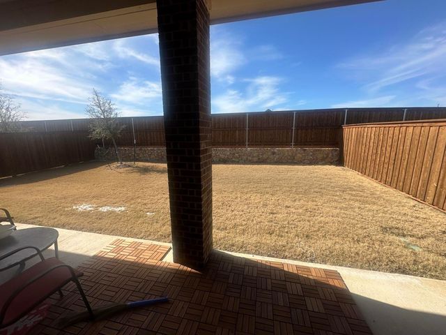 536 Breeds Hill Road, Little Elm, TX 75068