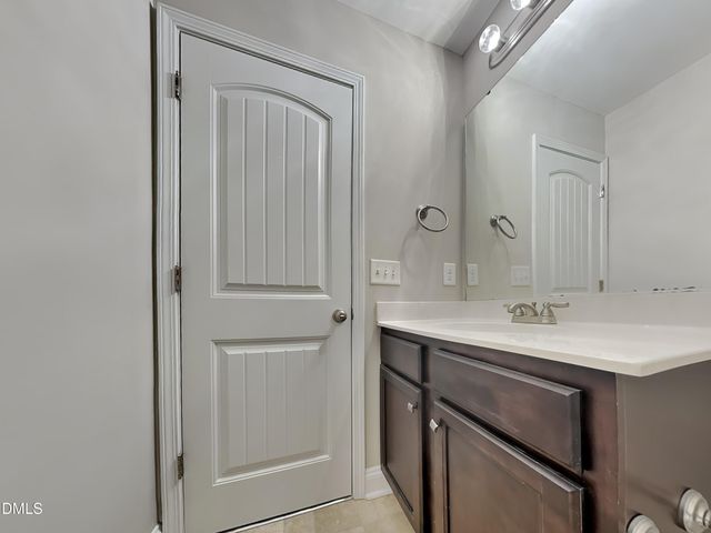 43 Brighton Circle, Lillington, NC 27546