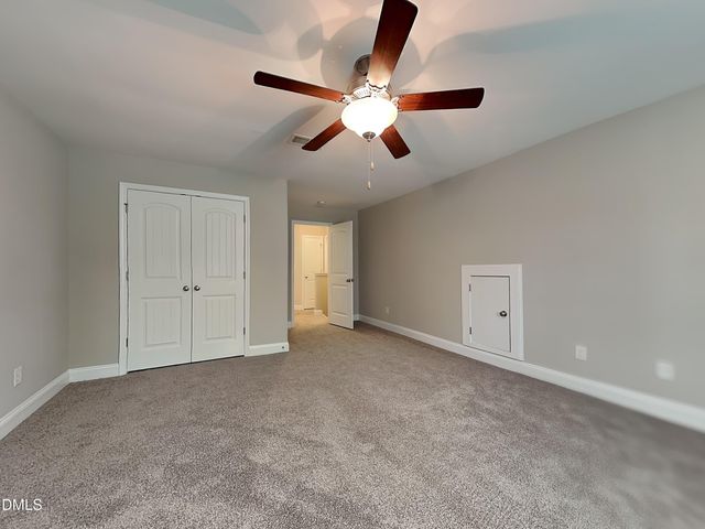 43 Brighton Circle, Lillington, NC 27546