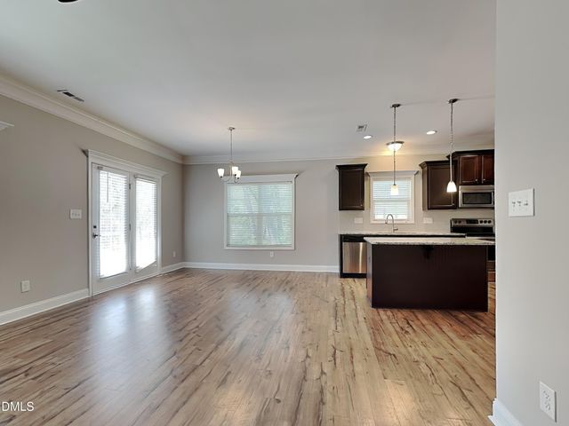 43 Brighton Circle, Lillington, NC 27546