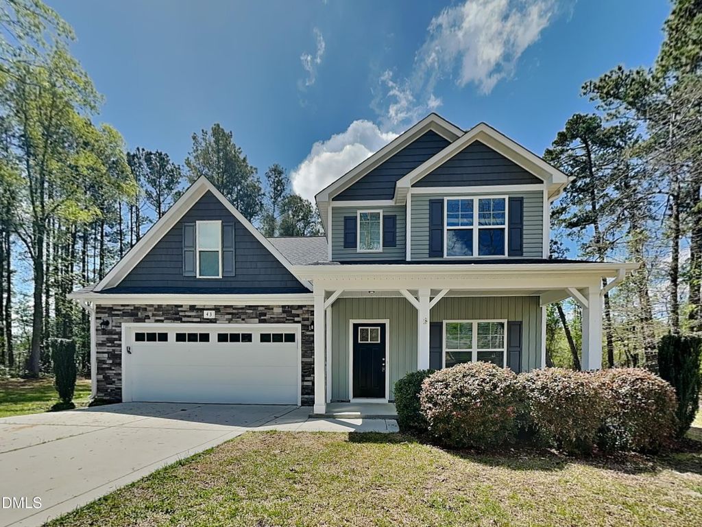 43 Brighton Circle, Lillington, NC 27546