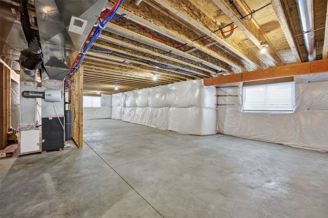 2660 Bullis Drive, Marion, IA 52302