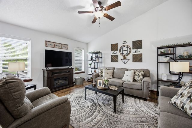 2660 Bullis Drive, Marion, IA 52302