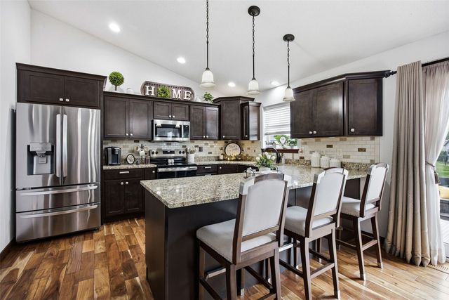 2660 Bullis Drive, Marion, IA 52302
