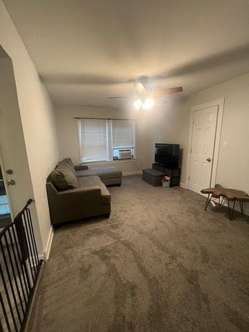 3513 Park Avenue 2, Brookfield, IL 60513