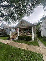 3513 Park Avenue 2, Brookfield, IL 60513