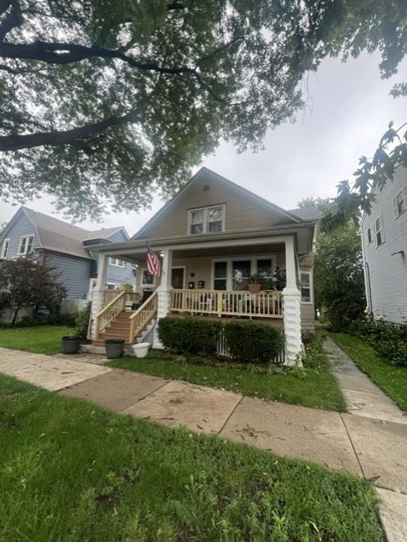 3513 Park Avenue 2, Brookfield, IL 60513