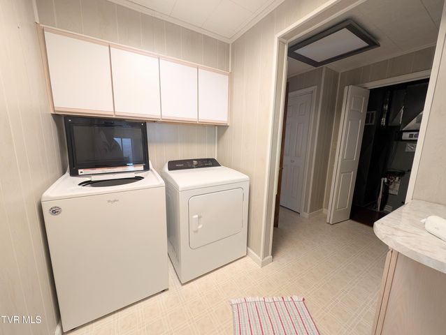 218 Northeast 7th Street, Norton, VA 24273