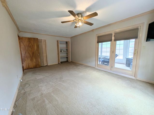 218 Northeast 7th Street, Norton, VA 24273