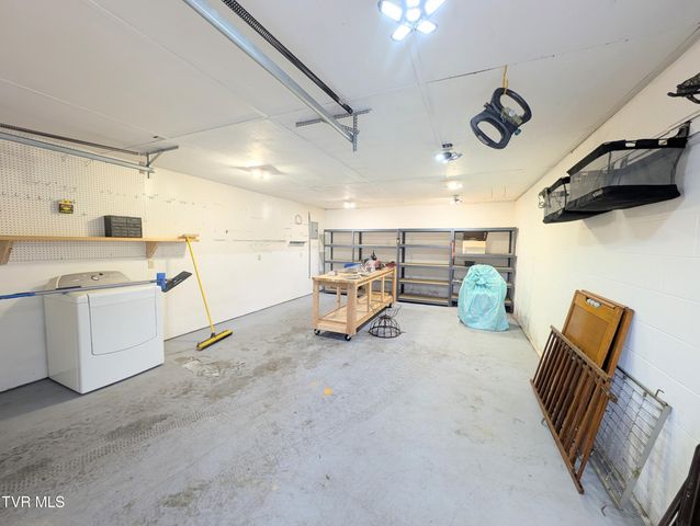 218 Northeast 7th Street, Norton, VA 24273