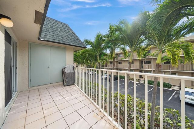 3601 S Ocean Boulevard 406, South Palm Beach, FL 33480