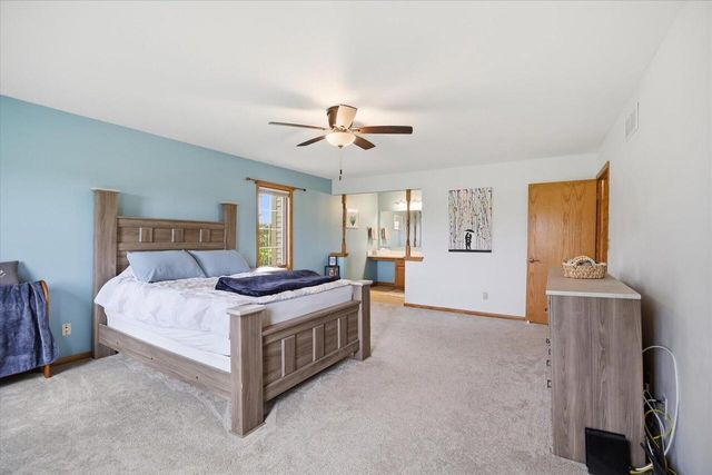 8715 Halverson ROAD, Waterford, WI 53185