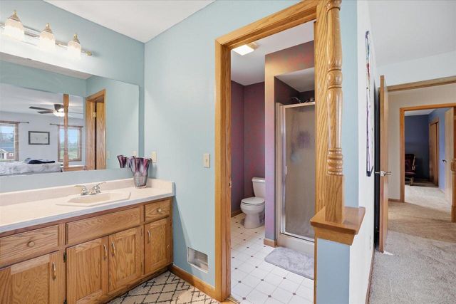8715 Halverson ROAD, Waterford, WI 53185