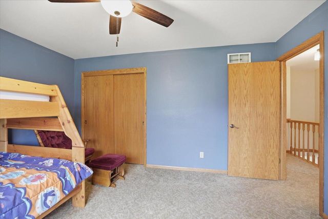 8715 Halverson ROAD, Waterford, WI 53185
