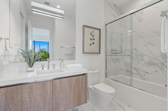 907 Witherspoon Ln, Delray Beach, FL 33483