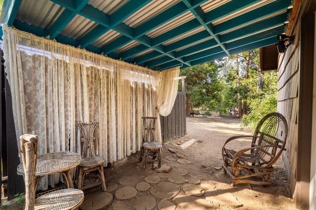 54105 S Circle Drive, Idyllwild, CA 92549