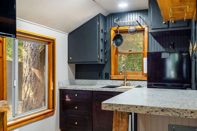 54105 S Circle Drive, Idyllwild, CA 92549