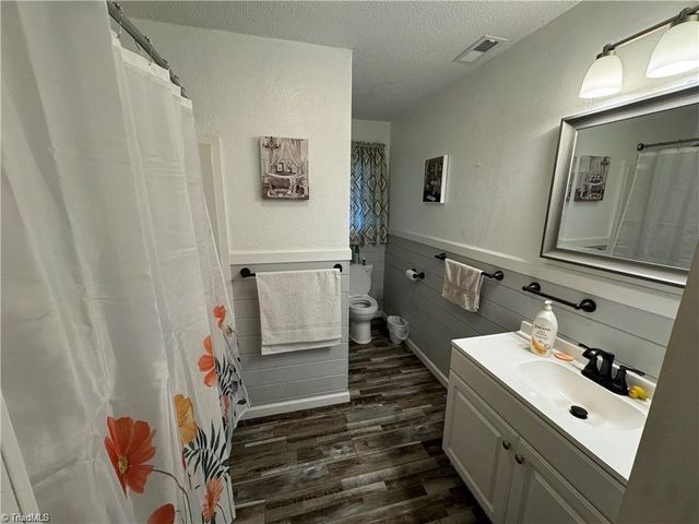 215 Freeman Street, Dobson, NC 27017