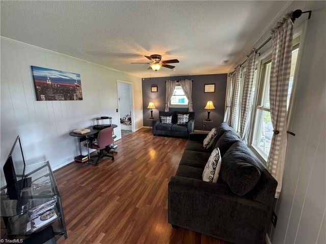 215 Freeman Street, Dobson, NC 27017