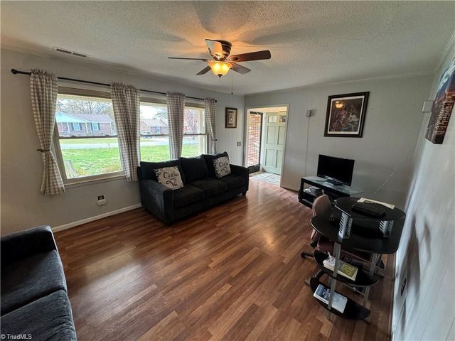 215 Freeman Street, Dobson, NC 27017