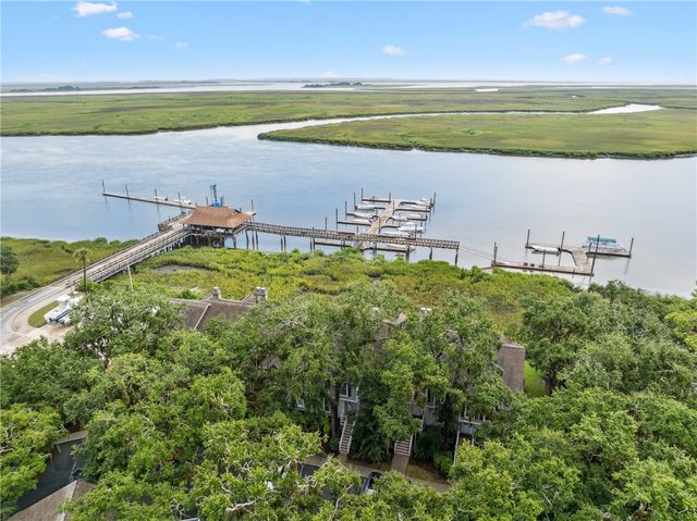 1104 Plantation Point Drive, St Simons Island, GA 31522