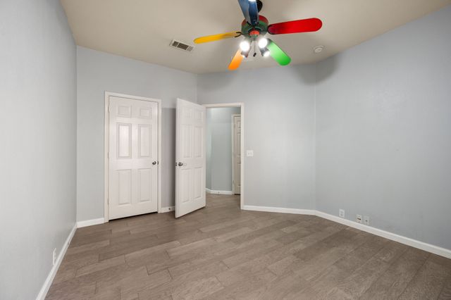 3013 Peppercorn Drive, Euless, TX 76039