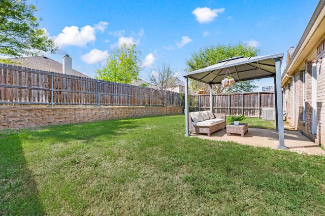 3013 Peppercorn Drive, Euless, TX 76039