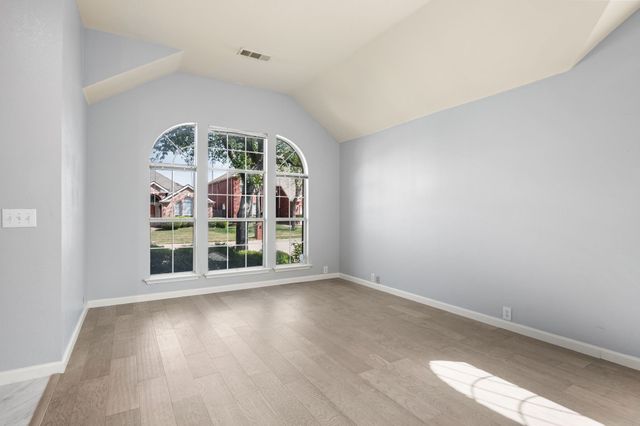 3013 Peppercorn Drive, Euless, TX 76039