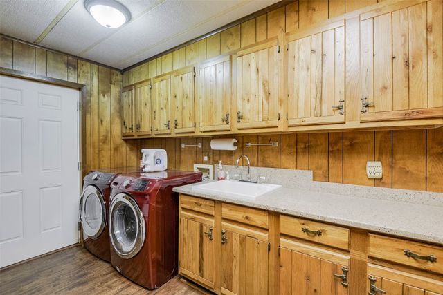 182 Indian Gap Road, Mabank, TX 75156
