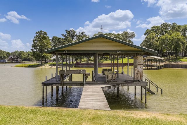 182 Indian Gap Road, Mabank, TX 75156