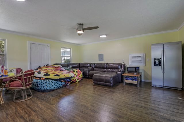182 Indian Gap Road, Mabank, TX 75156
