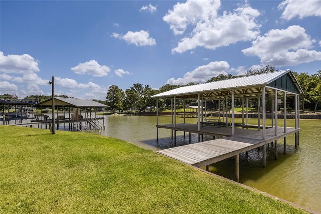 182 Indian Gap Road, Mabank, TX 75156