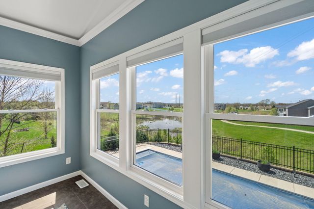 2209 Wicklow Drive, Valparaiso, IN 46385