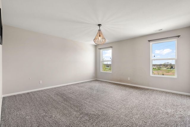2209 Wicklow Drive, Valparaiso, IN 46385