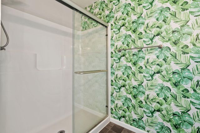 2209 Wicklow Drive, Valparaiso, IN 46385