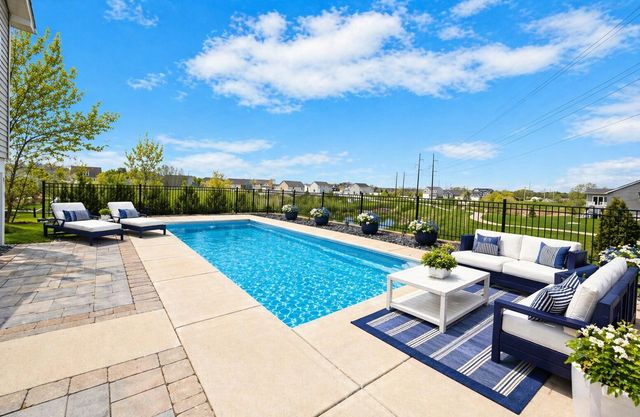 2209 Wicklow Drive, Valparaiso, IN 46385