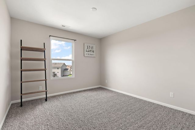 2209 Wicklow Drive, Valparaiso, IN 46385