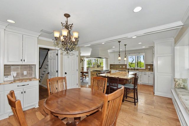 S43W34465 Forest COURT, Dousman, WI 53118