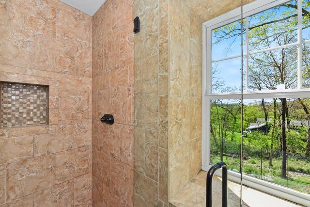 S43W34465 Forest COURT, Dousman, WI 53118