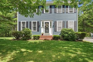 44 Morningside Dr, Rockland, MA 02370