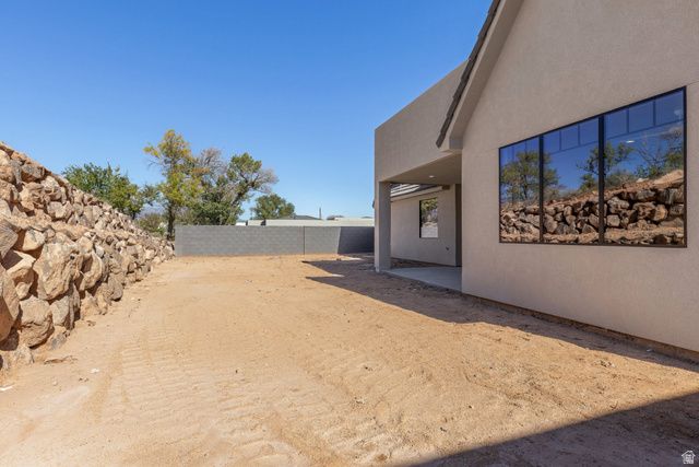 690 S 1220 W, Hurricane, UT 84737