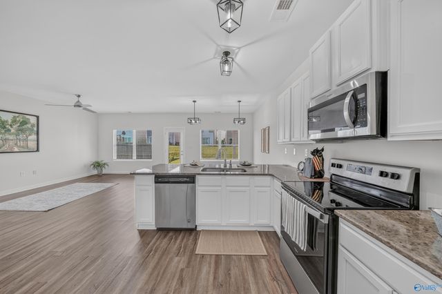7209 Chatfield Way NW, Huntsville, AL 35806