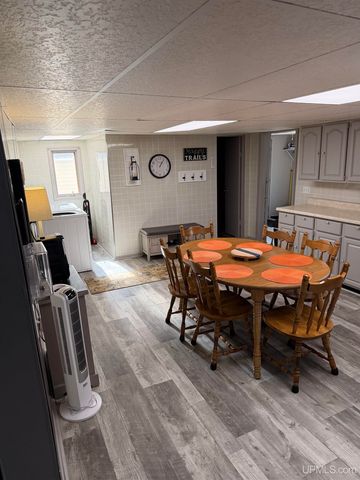 E9399 M-28 Highway, Munising, MI 49862