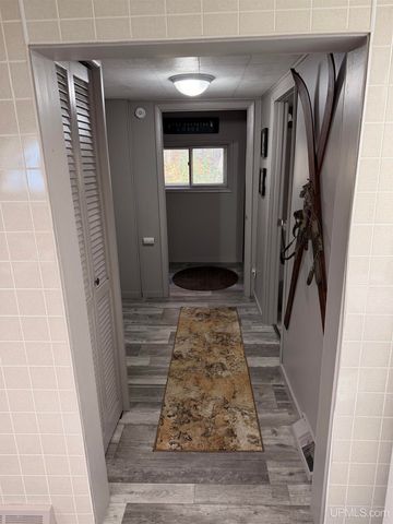 E9399 M-28 Highway, Munising, MI 49862